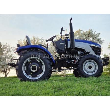 Трактор TERRA FORCE 3254HX, комплектація максимальна, широкі шини, рівна підлога Трактор TERRA FORCE 3254HX, комплектація максимальна, широкі шини, рівна підлога